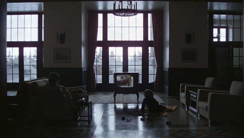 The Shining • Types of lighting in film