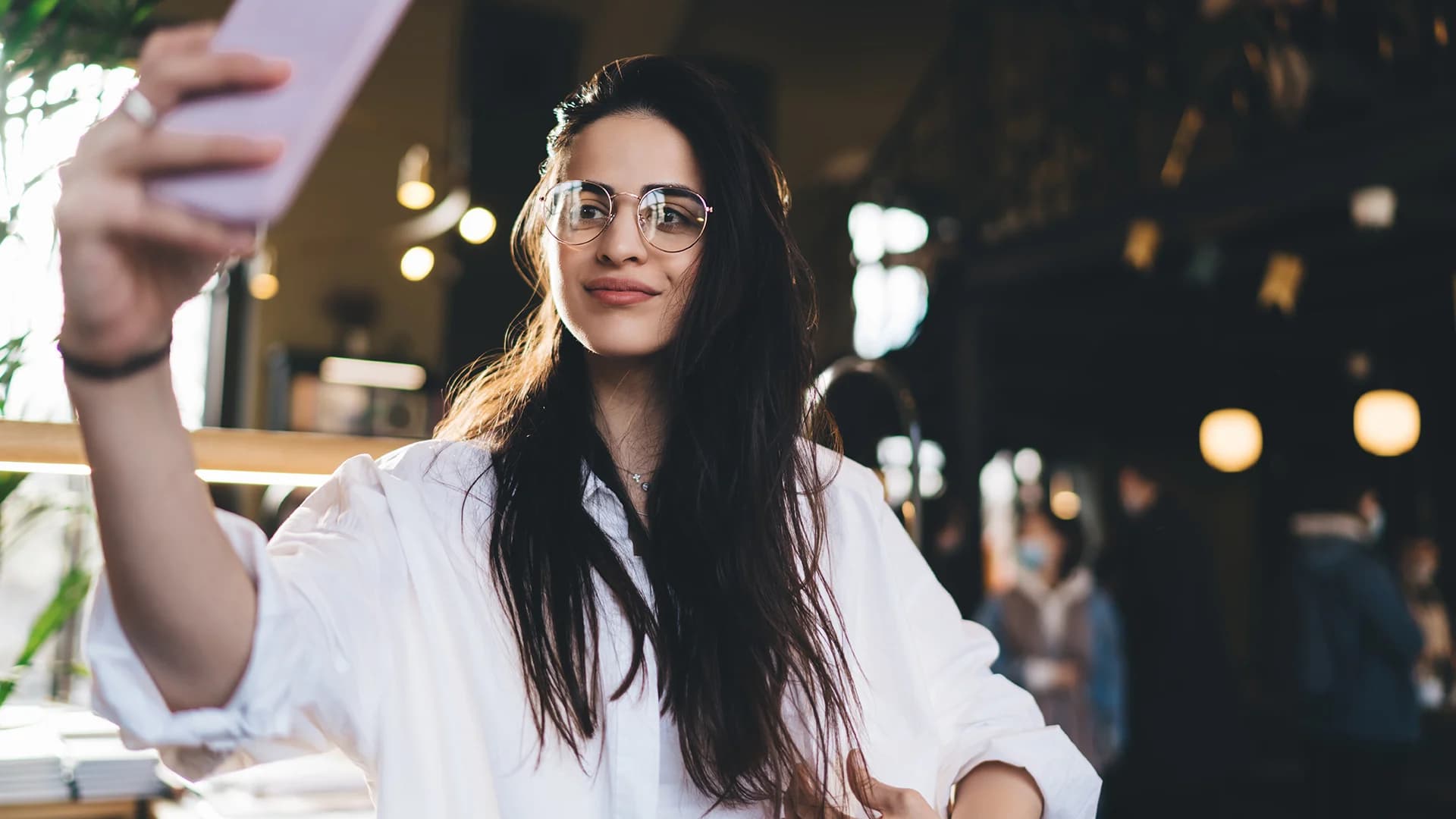 AI Social Media Management: Shaping Strategy, Scale, and Creative Execution