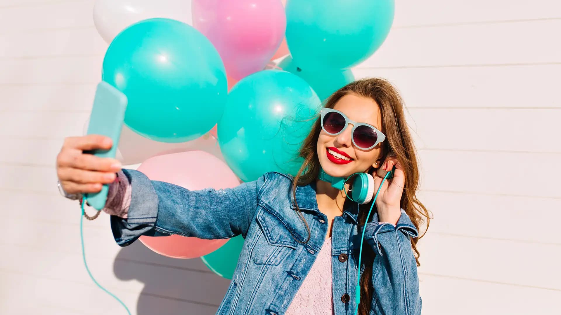 Omnichannel Marketing Strategy: Building Seamless Customer Experiences